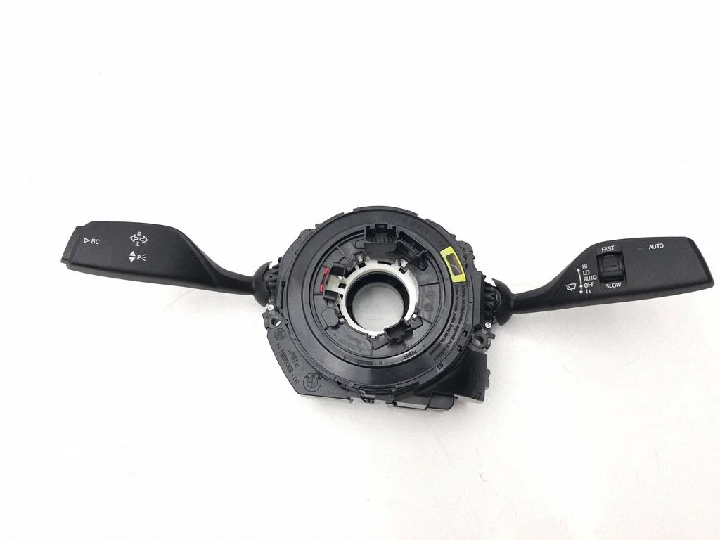 Wiper turn signal indicator stalk/switch 6996609