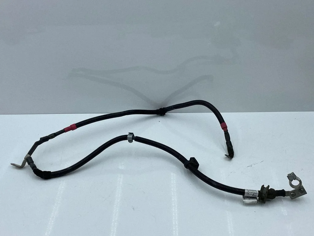 Positive cable (battery) 8594489