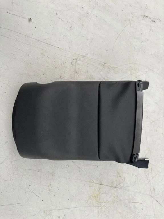 Steering wheel column trim – Tesla Model Y (2020-)