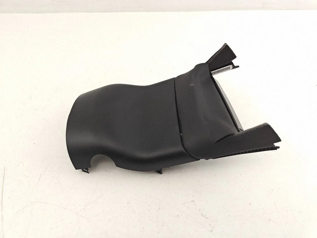 Steering wheel column trim – Tesla Model Y (2020-)