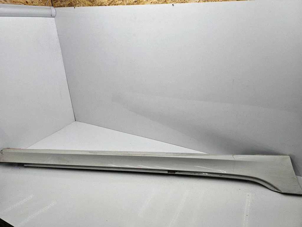 Sill 8057914