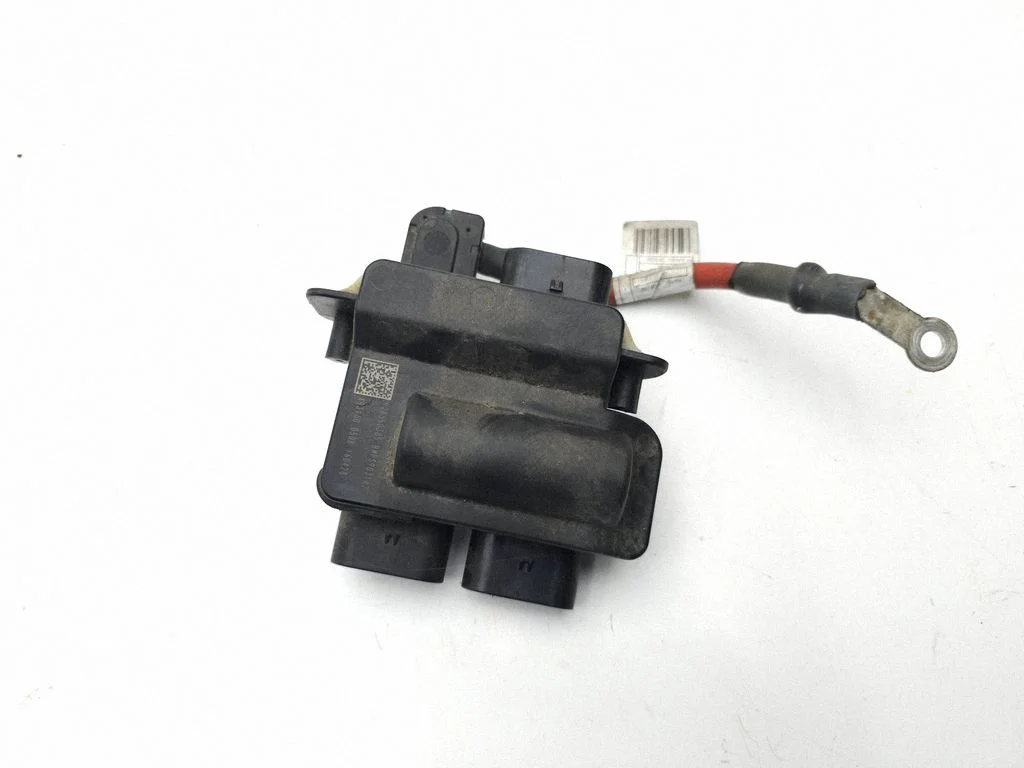 Plussjuhtmete ühendussõlm 9285503