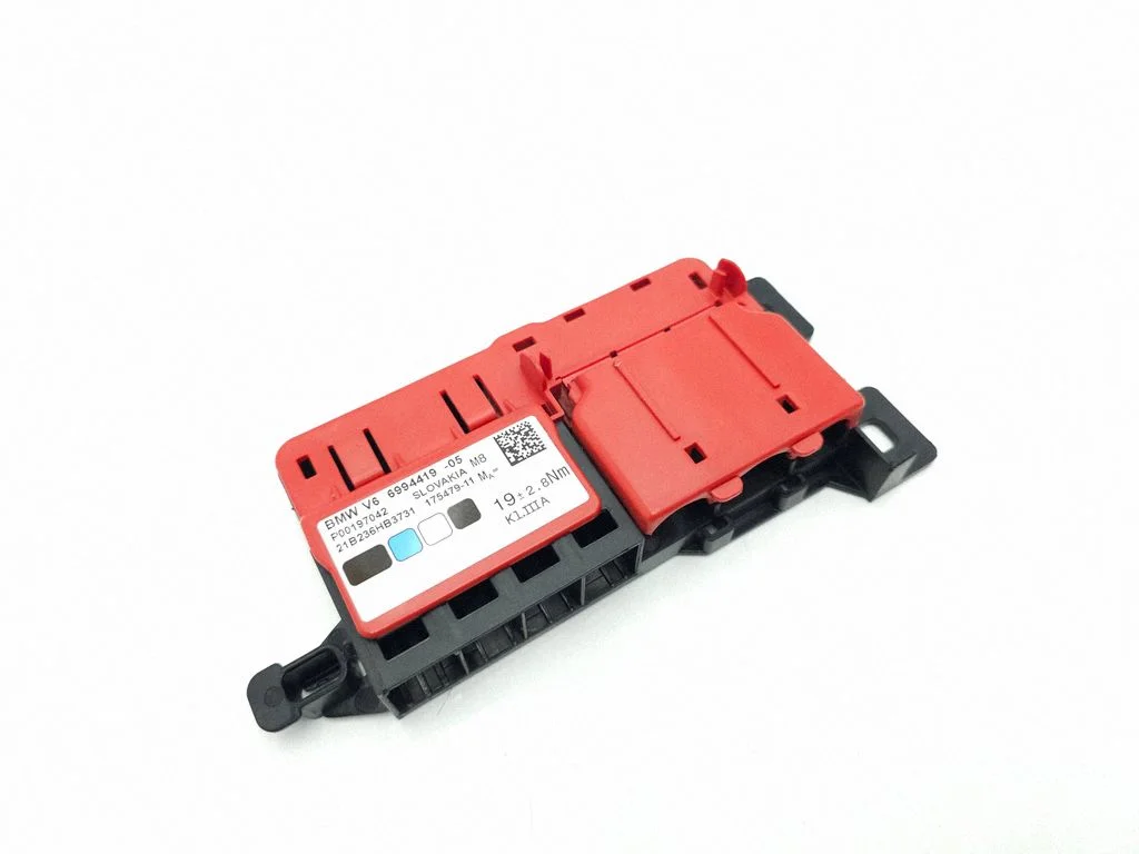 Plussjuhtmete ühendussõlm 6994419