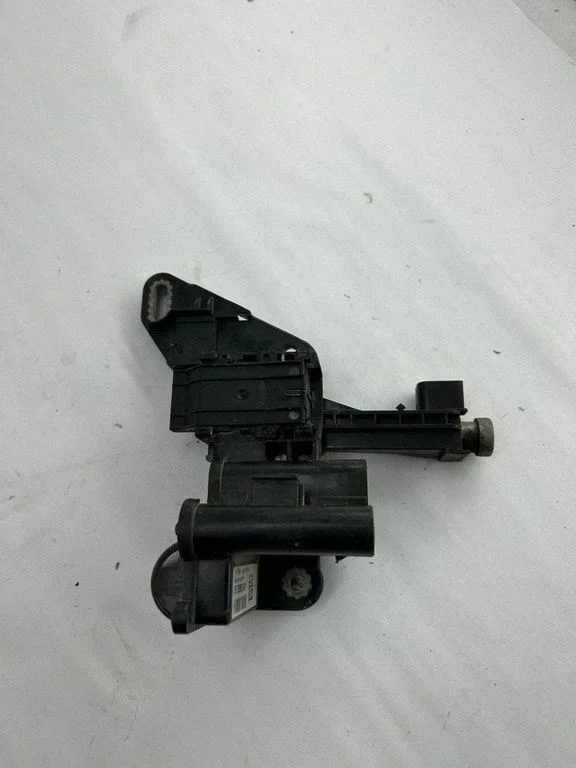 Plusa vadu savienojuma mezgls 929615001
