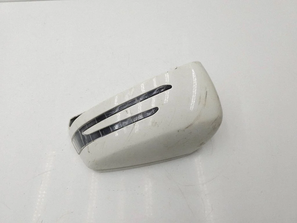 Plastic wing mirror trim cover – Mercedes-Benz E-Class W212 (2009-2016)