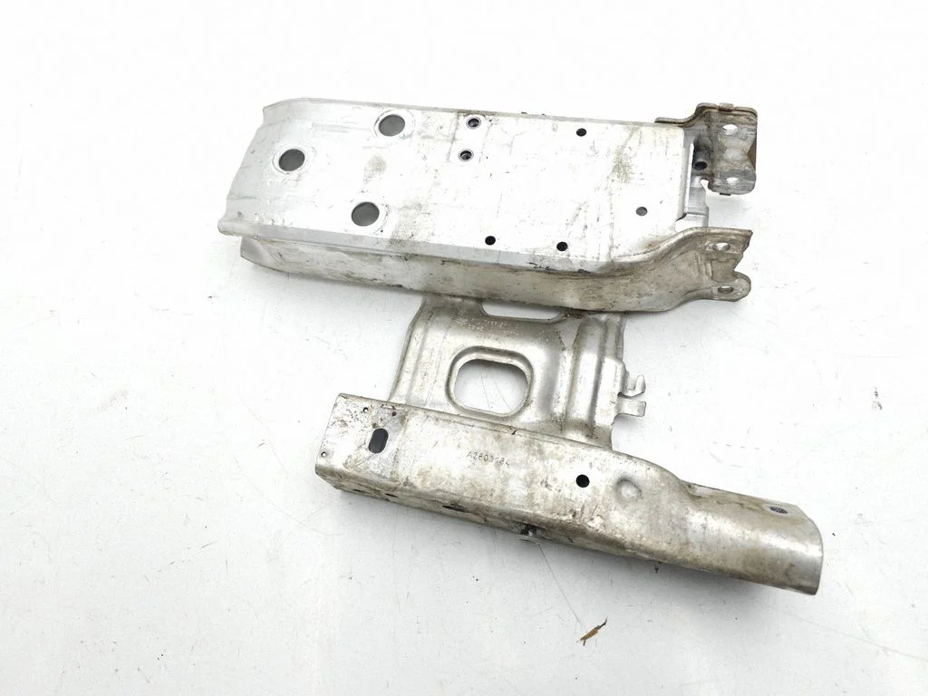 Radiator support slam panel bracket 7266194