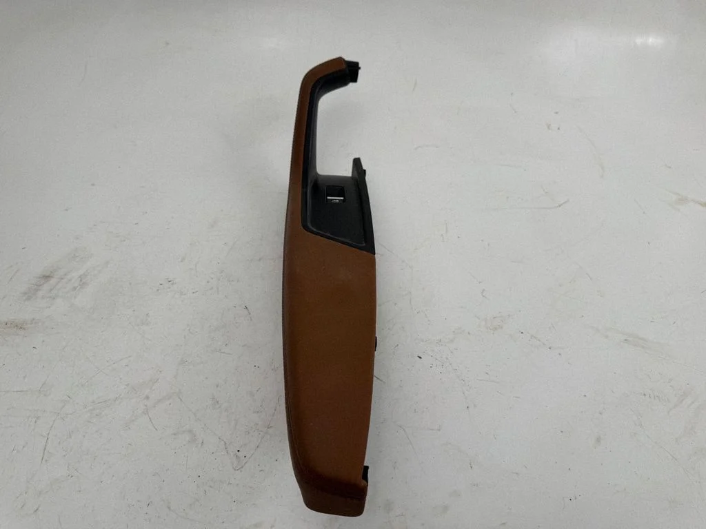 Cita salona detaļa 8W0867174A