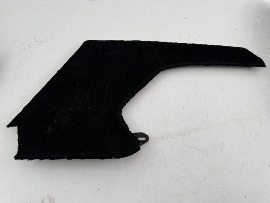 Muu salongiosa – Tesla Model S (2012-)