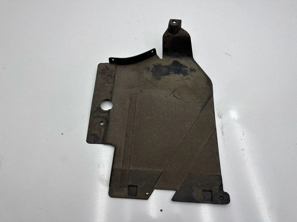 Other engine bay part 15677210
