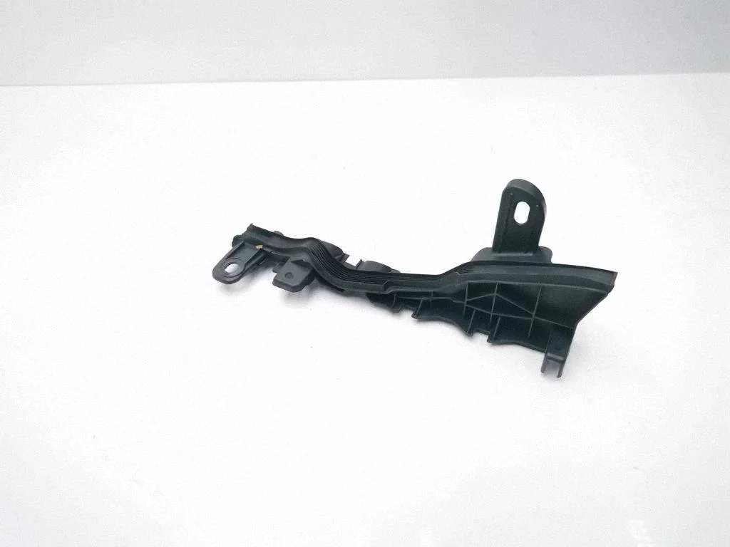 Other engine bay part – Mercedes-Benz E-Class W213 (2016-)