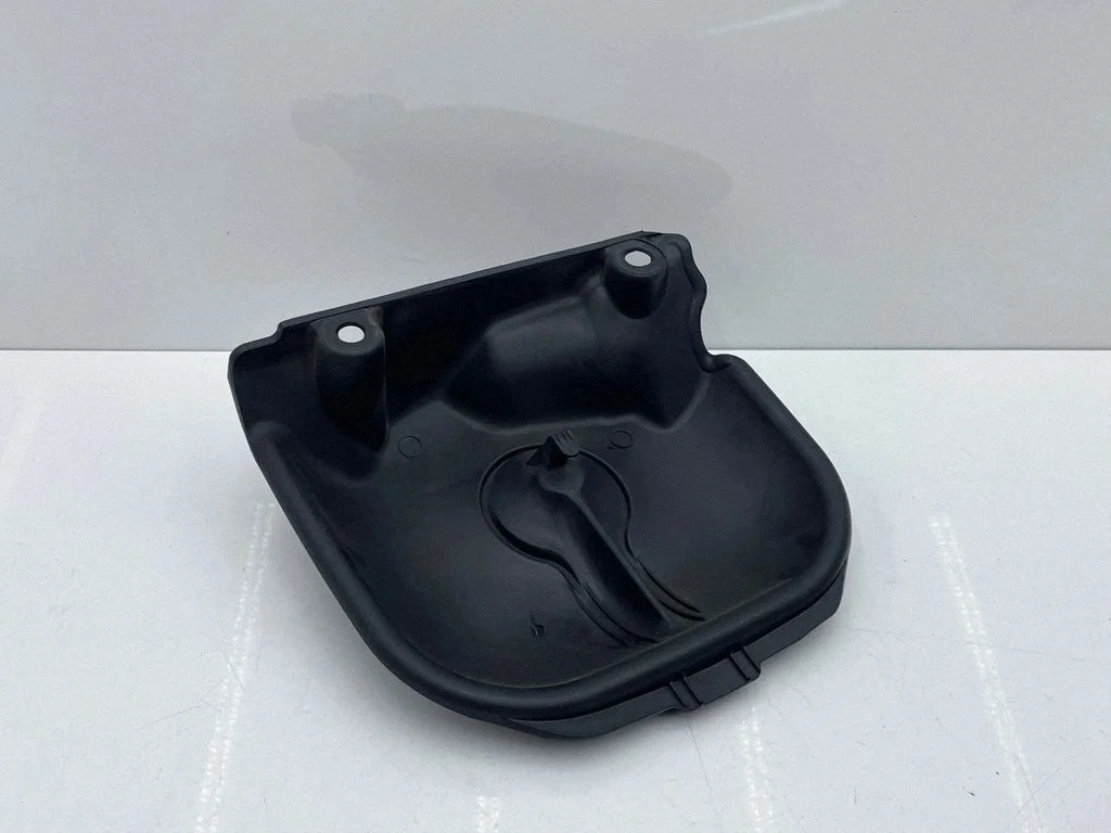 Kita variklio skyriaus detalė