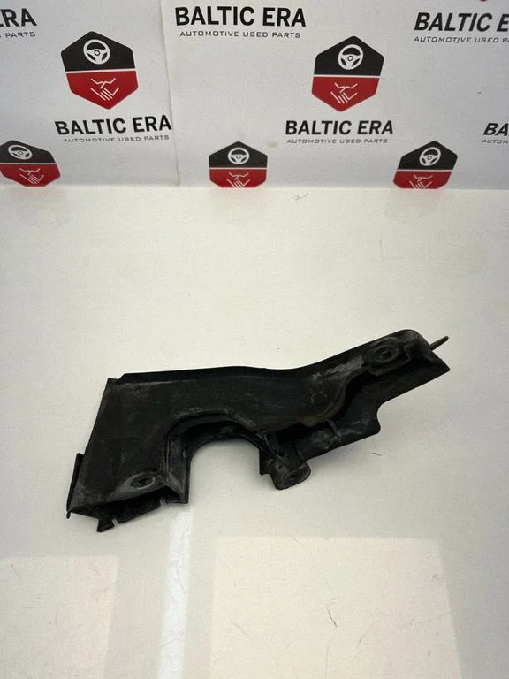 Kita variklio skyriaus detalė