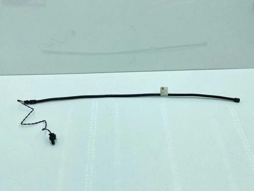 Interior comfort aerial antenna 7391043