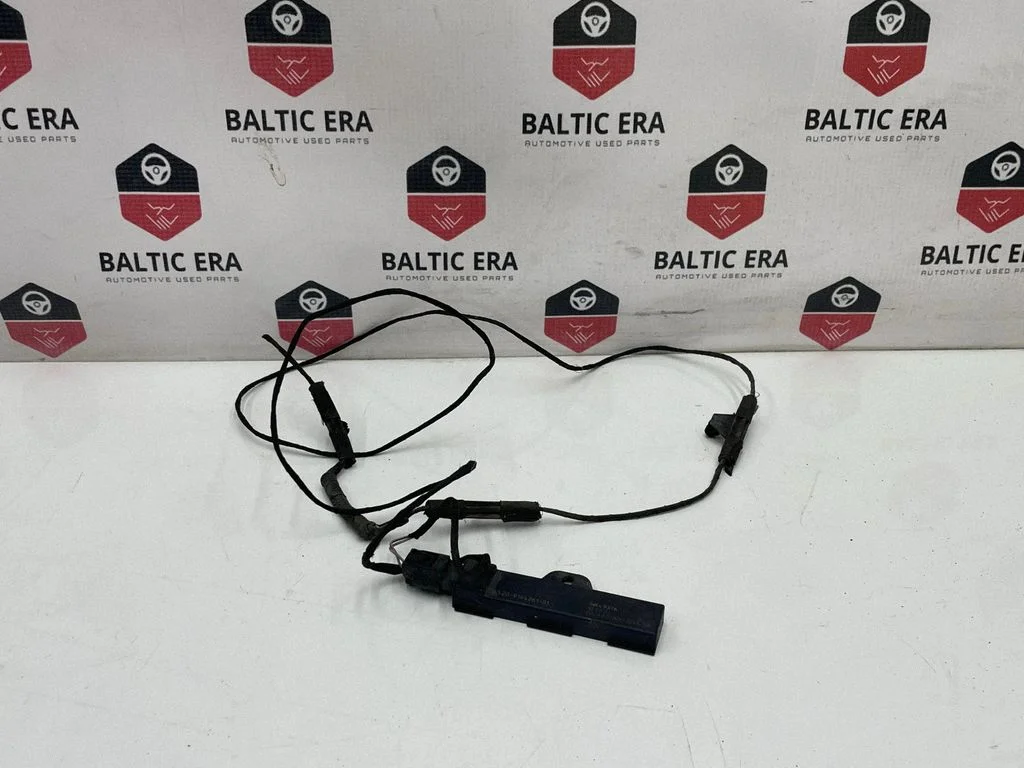 Interior comfort aerial antenna 9144261