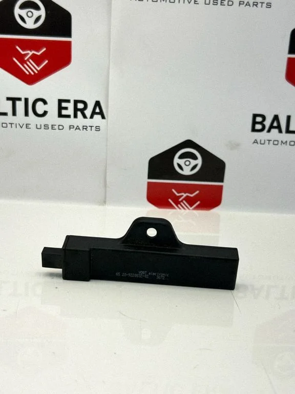 Interior comfort aerial antenna 9220832