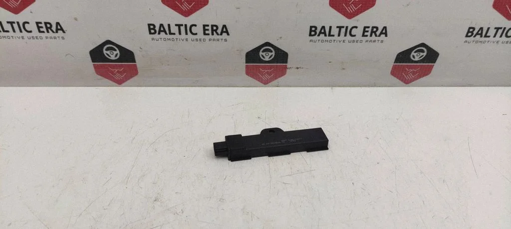 Interior comfort aerial antenna 9220832