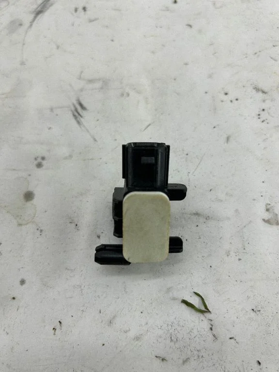 Airbag deployment crash/impact sensor 8651A166