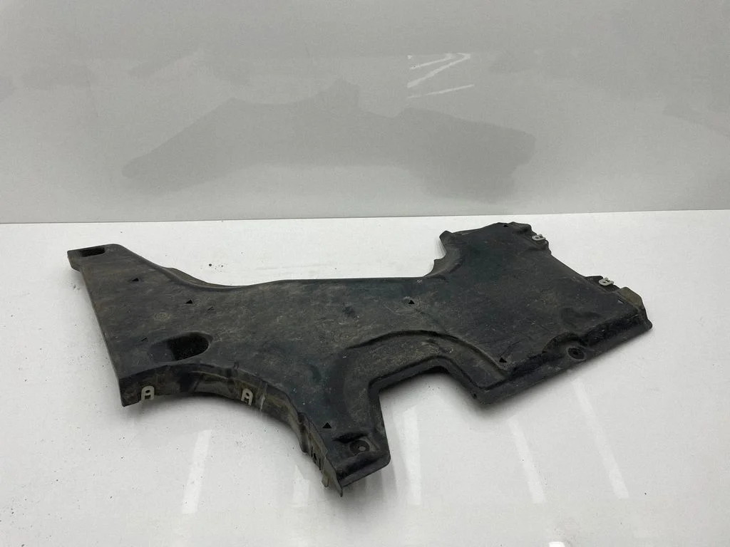 Rear underbody cover/under tray 7340789