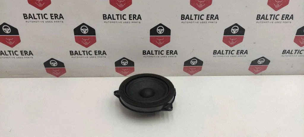 Kõrgsageduslik kõlar(id) esiustes 6809629