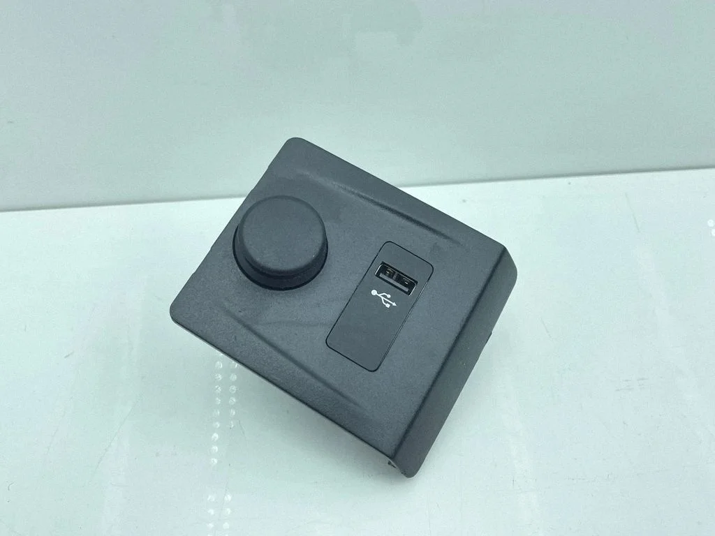 Gniazdo USB – BMW Seria 2 F45 (2014-2021)