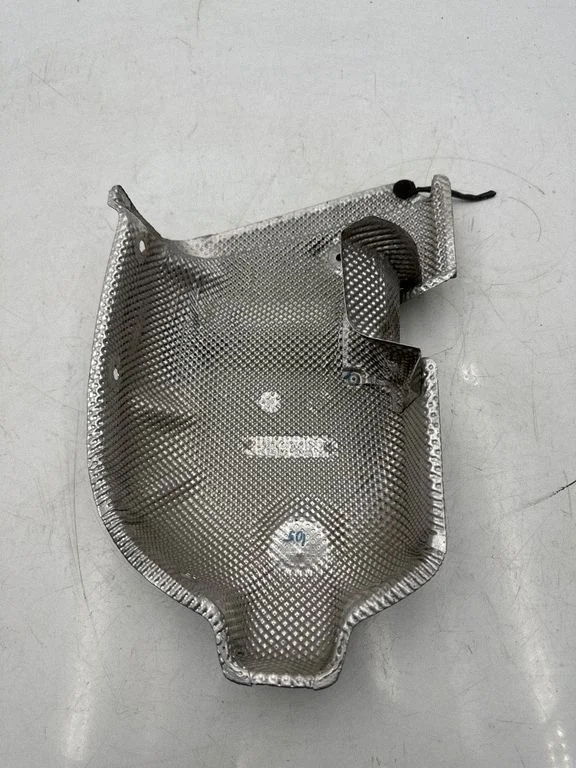 Exhaust heat shield 8609802