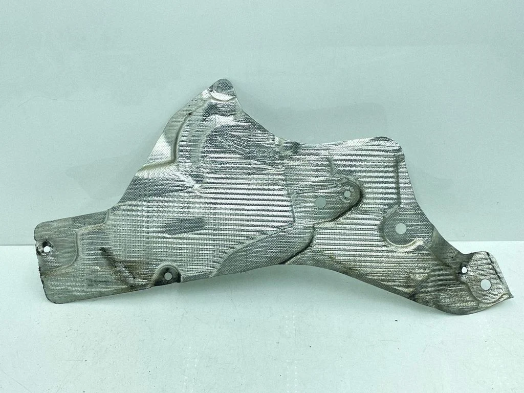 Heat shield in engine bay 8W0804162A