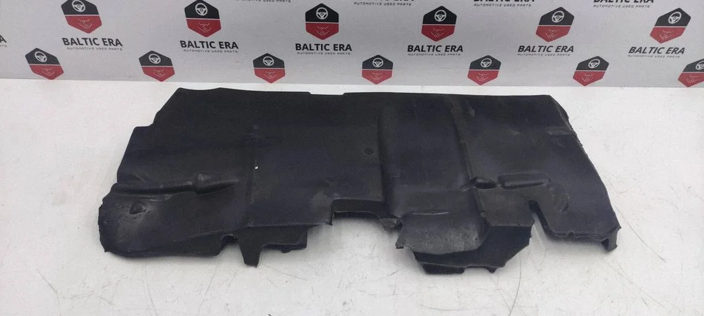 Heat shield in engine bay 20668510