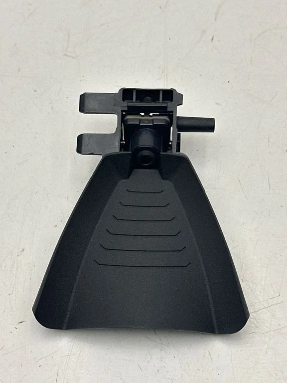 Windshield/windscreen camera 6822681