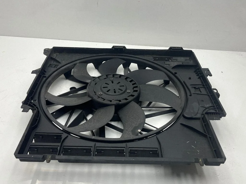 Radiaatorite komplekt – BMW X3 F25 (2010-2017)