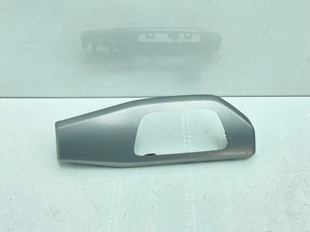 Panel trim 8W1853189