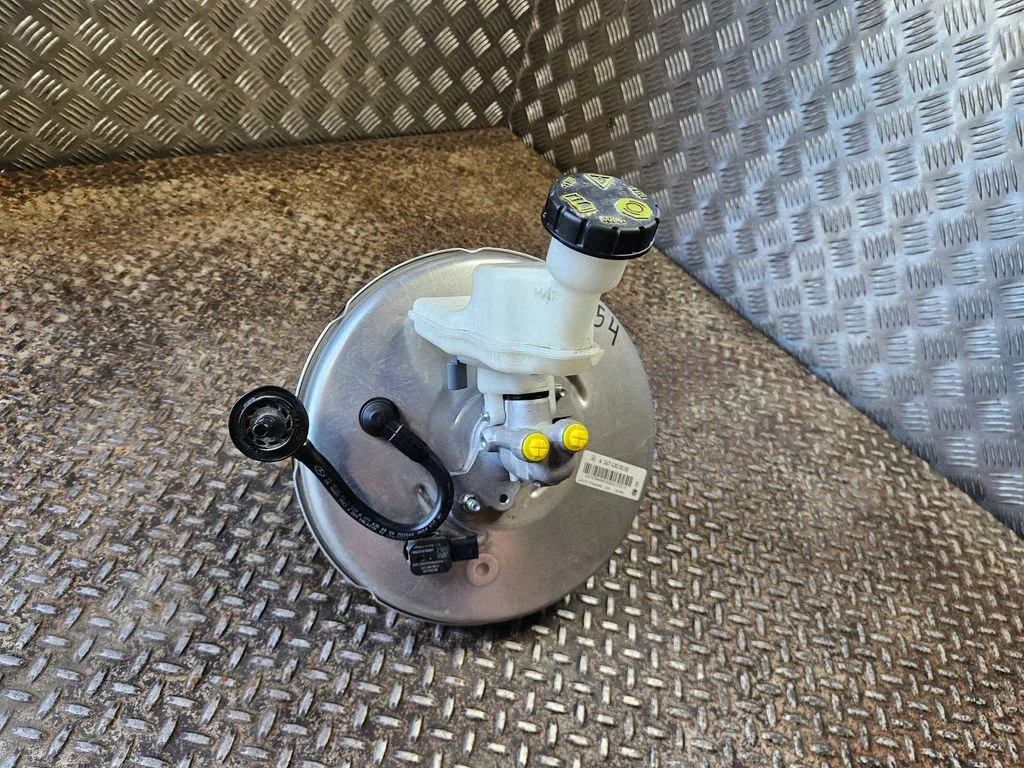 Brake booster A2474300000