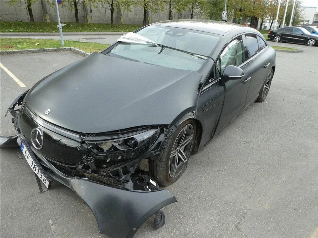 Mercedes-Benz EQS