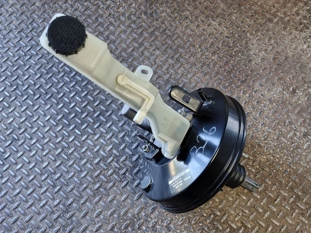Serwo hamulcowe KB8C43950