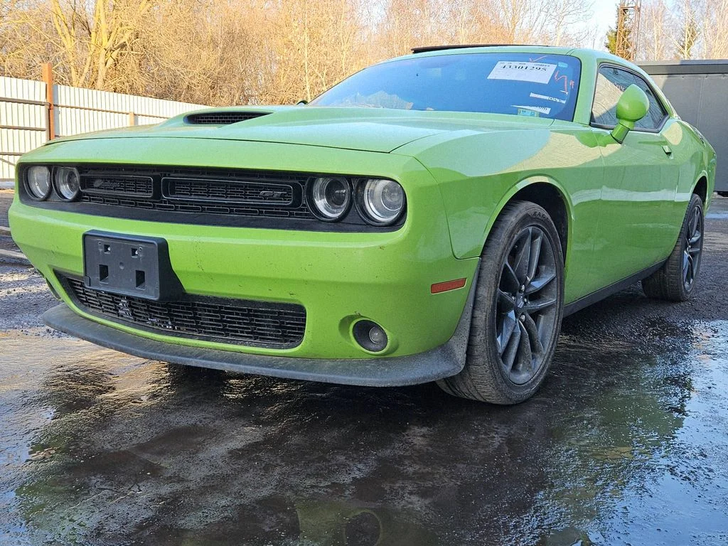 Dodge Challenger