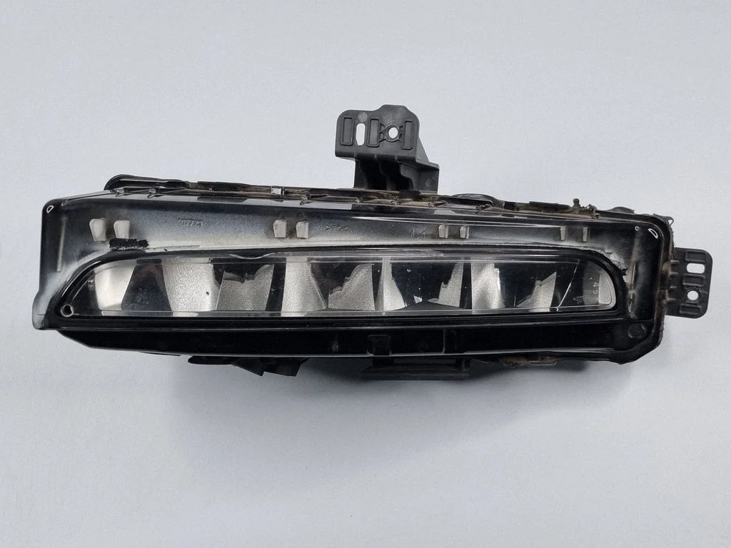 Halogen przedni 68465141AC