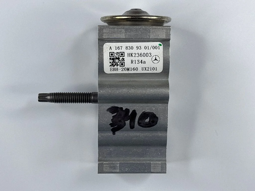 Air conditioning (A/C) expansion valve A1678309301