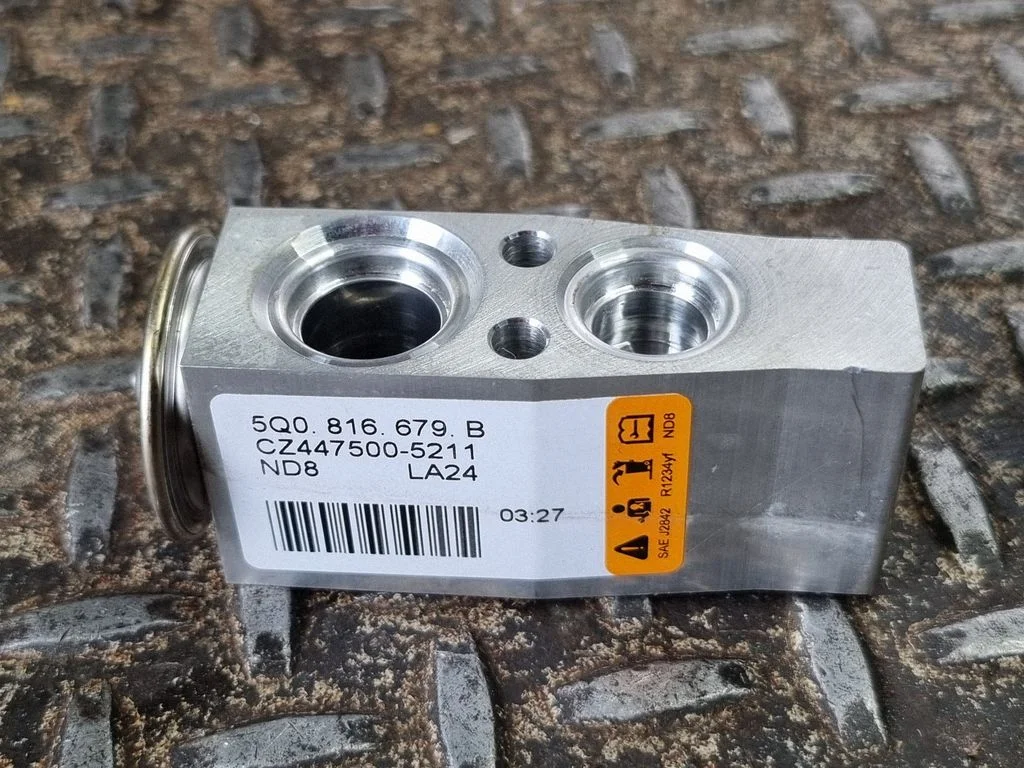 Zawór rozprężny klimatyzacji 5Q0816679