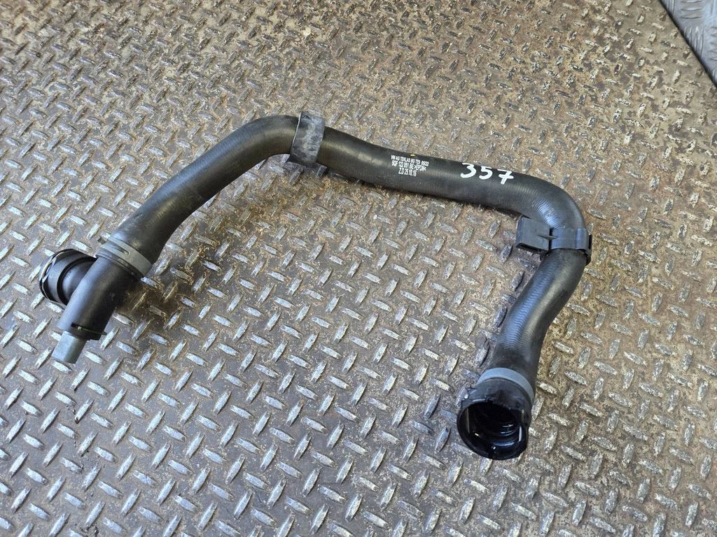 Engine coolant pipe/hose 5QF122051BE