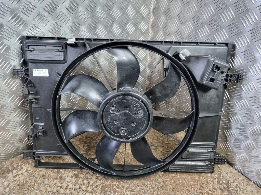 Elektriline radiaatori jahutusventilaator A0999065602