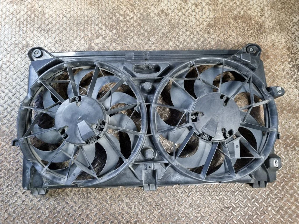 Electric radiator cooling fan 15844869