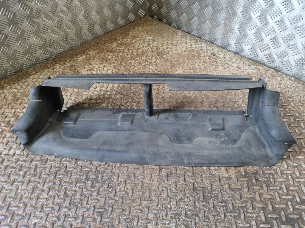 Intercooler air guide/duct channel BM518312AC
