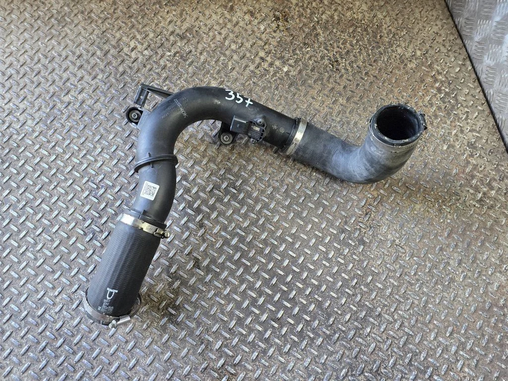 Intercooler hose/pipe 6C0145770A
