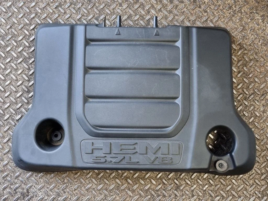 Engine cover (trim) 05281553AA