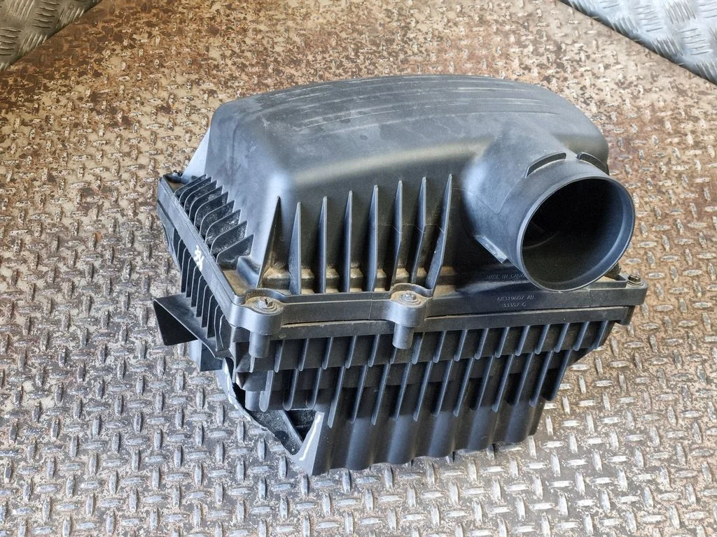 Air filter box – Ram 1500 DT (2018-)