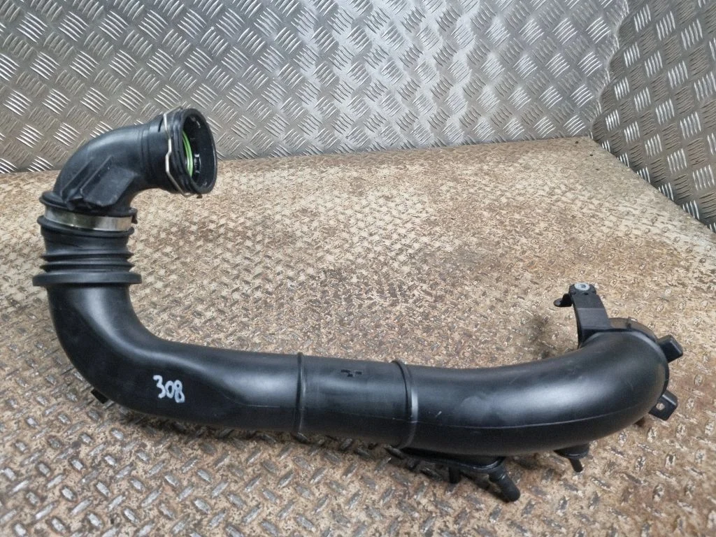 Turbo õhu sisselasketoru/ -voolik LX619C623CA
