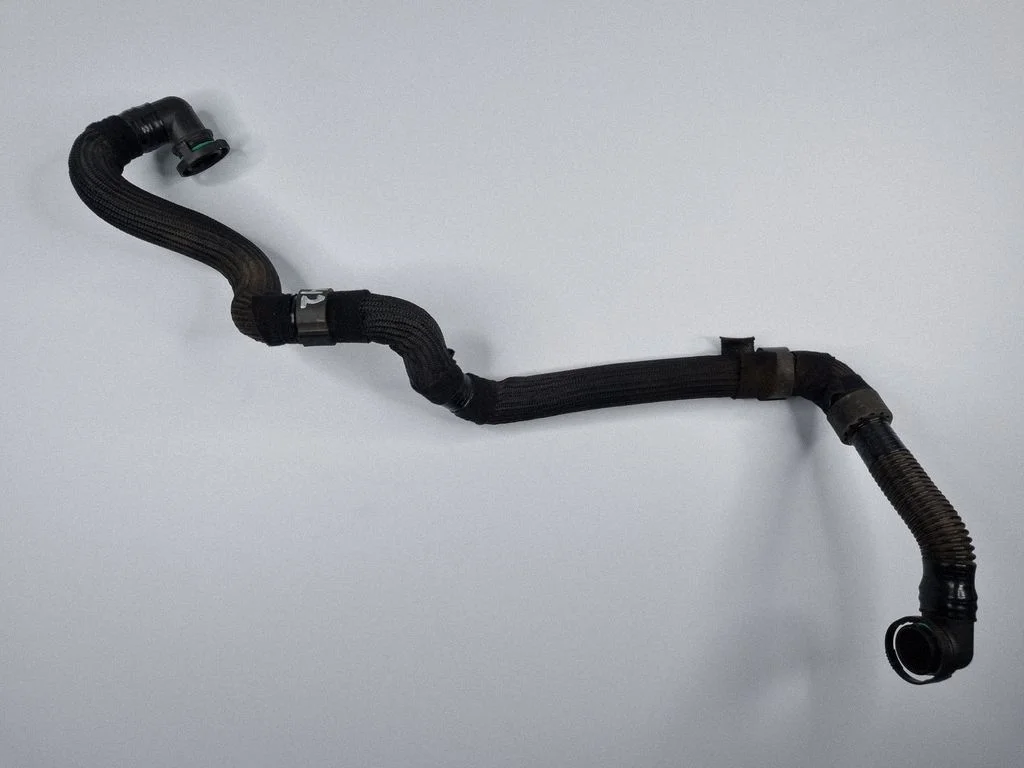 Air intake hose/pipe 5QN131149A