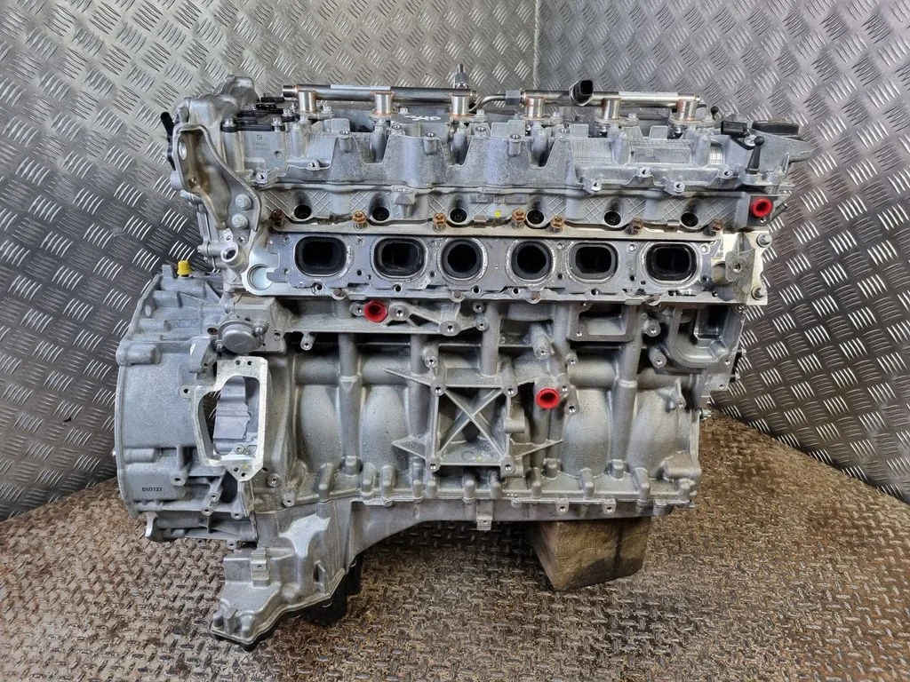 Mootor 256930