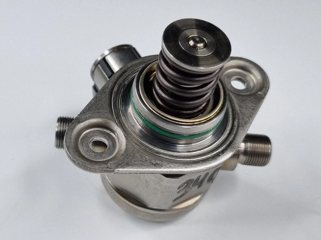 Kütuse kõrgsurvepump A2560702600