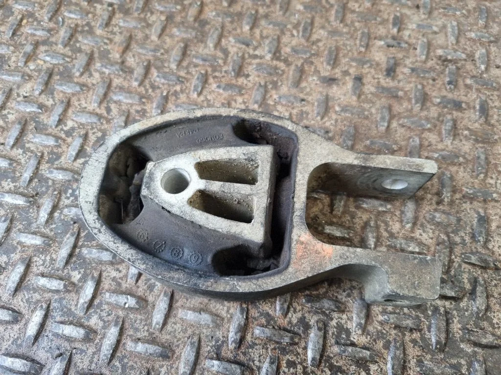 Poduszka silnika 6G916P082BD