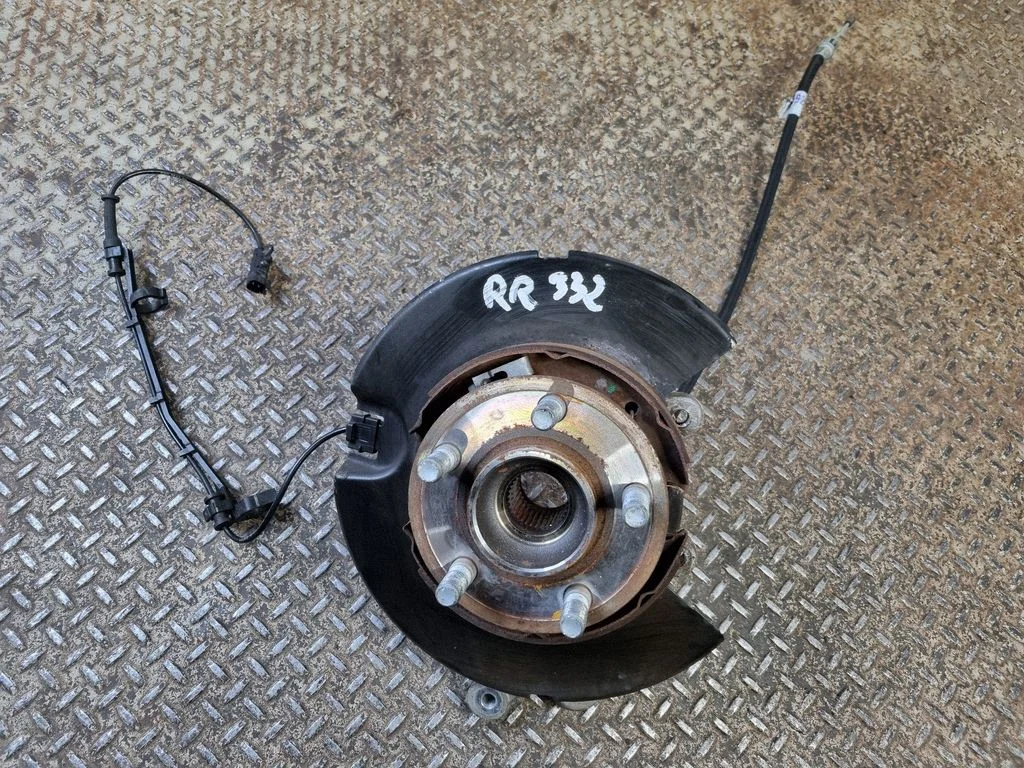 Rear wheel hub 04779642AC